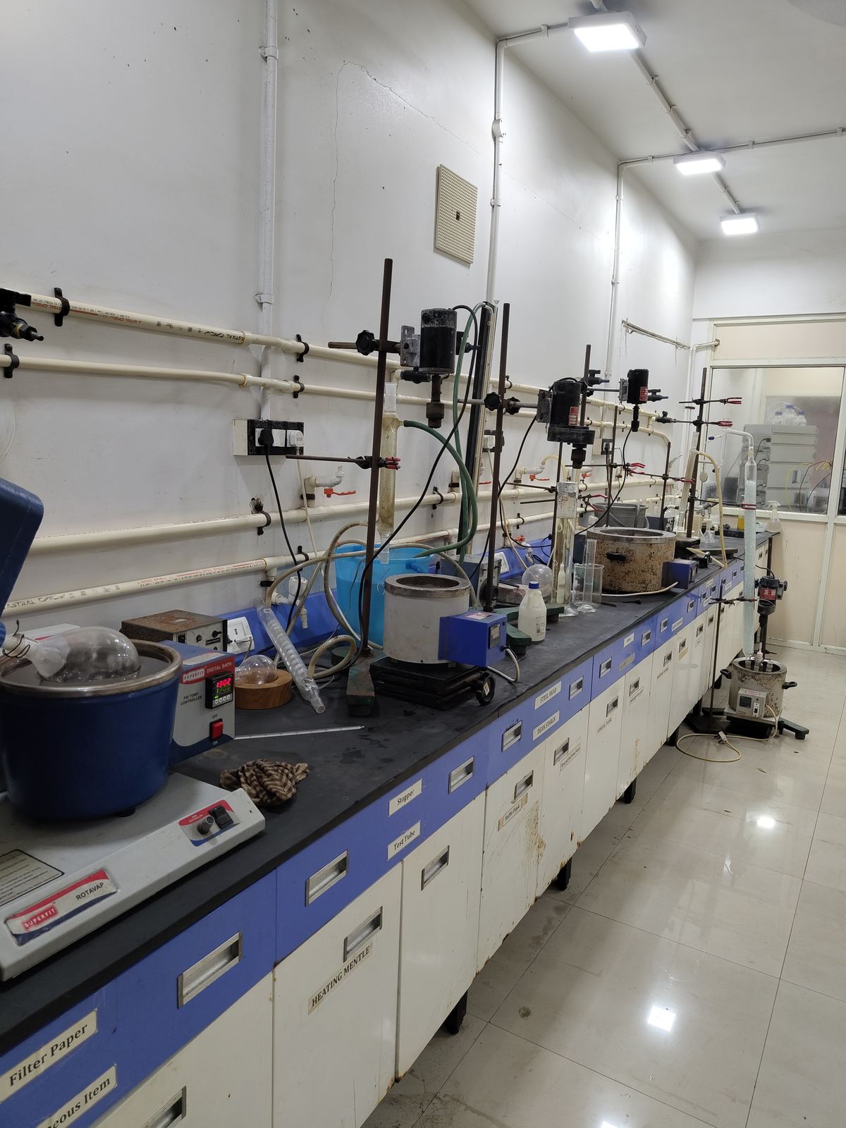 R&D lab bench with synthesis equipment
